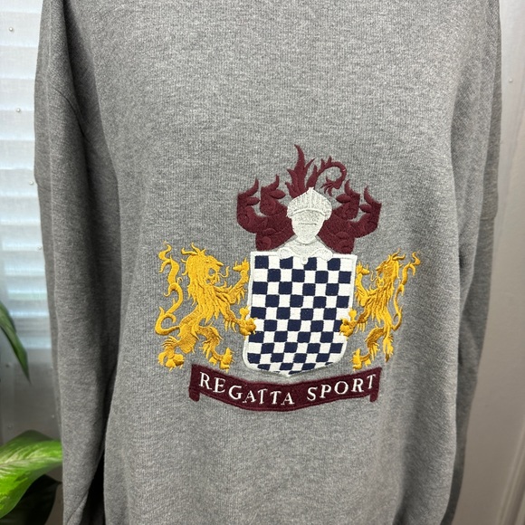 Vintage 90s Preppy Old Money Regatta Sport Crest Embroidered Sweatshirt L - Picture 4 of 6